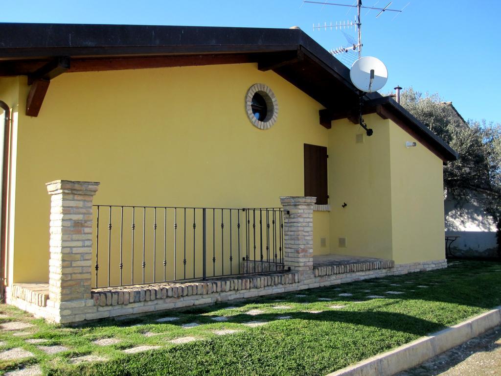 Agriturismo Tenuta Santa Maria Notaresco Экстерьер фото